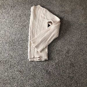 Amazon Essentials Women's Beige Cable Knit Sweater